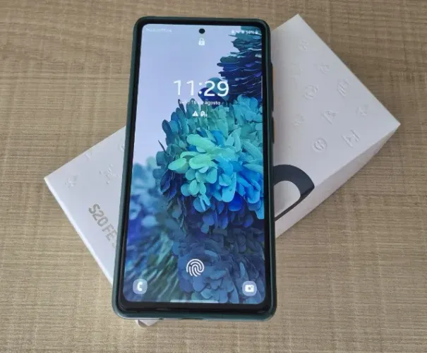 Samsung Galaxy S20 FE 5G 128GB Azul Marinho Perfeito Estado! Acessórios Originais Completo