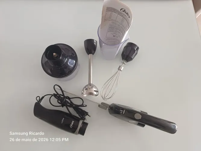 Mixer Oster tudo em um com faça elétrica 110v