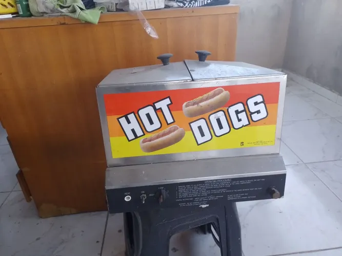 Hot dogs 