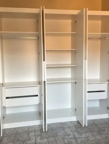 Guarda roupa 6 portas