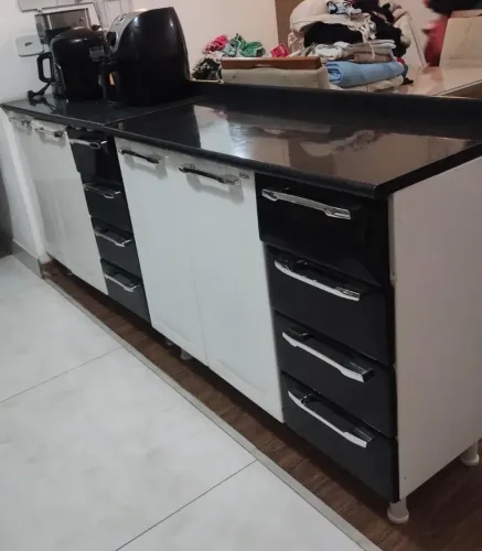 Balcão Cozinha de Aço Itatiaia Branco e Preto