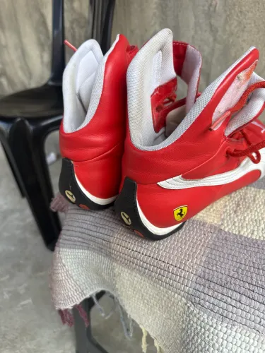 PUMA Ferrari SF Future Cat Hi Vintage 300612-01