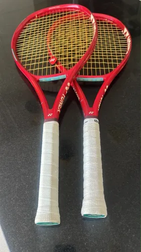 Yonex Vcore 100