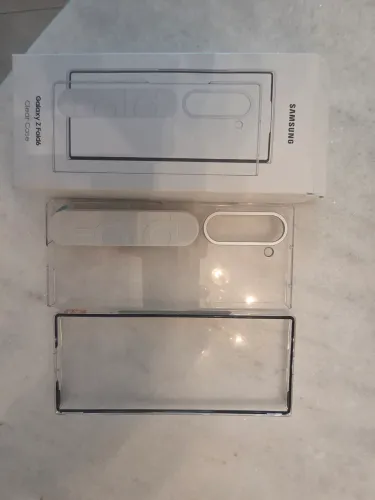 Capinha original da Samsung Galaxy Z Fold 6