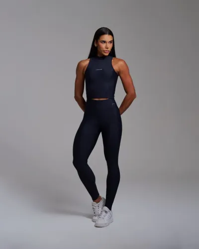 Conjunto legging e blusa na cor preto