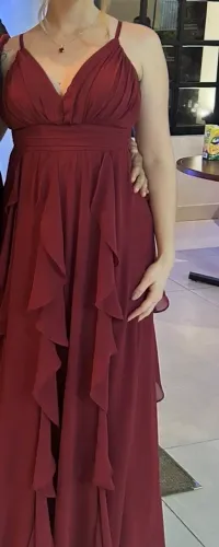 Vestido de festa marsala 