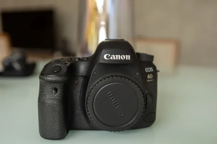 Canon EOS 6D Mark II Full Frame - Corpo