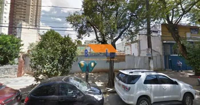 Terreno em Belo Horizonte, no bairro Barro Preto, à venda.