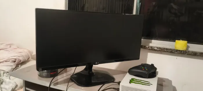 Monitor LG UltraWide25 polegadas