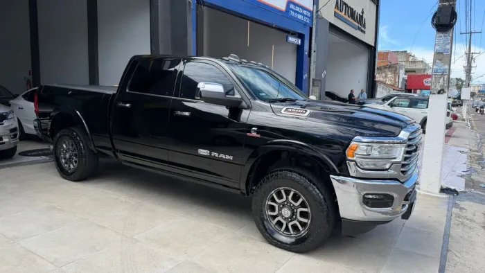 Ram 3500 Limited Longhorn 6.7 TB CD Diesel 2022