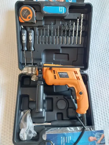 Furadeira de impacto 127v 650w 10mm marca MONDIAL nova sem uso