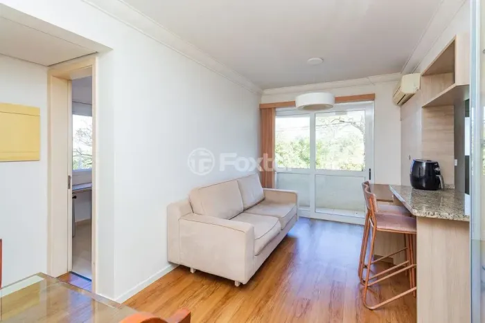 Apartamento 2 dormitorios, 1 vaga no Jardim do Salso - Porto Alegre - RS