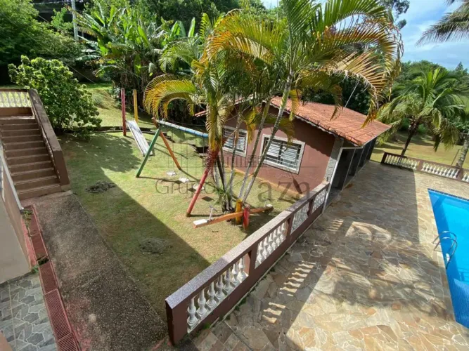 Chácara Rural - Parque Interlagos - 3200m² - 4 Dormitórios - Aceita Permuta.