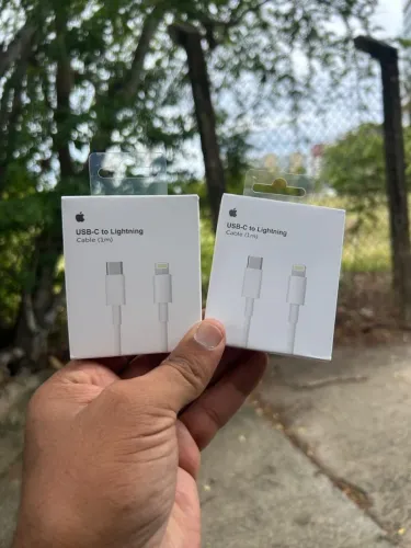 Vendo cabos para iPhone.