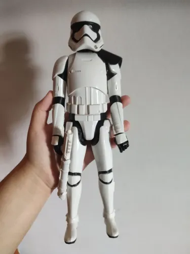 Boneco 30 cm do Stormtrooper da Primeira Ordem Star Wars
