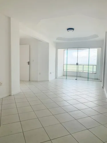 Apartamento com 4 dormitórios para alugar, 120 m² por R$ 5.900.00/mês - Praia Campista - M