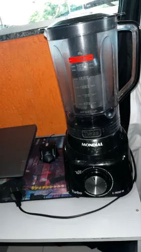 Vendo Liquidificador em Bom Estado