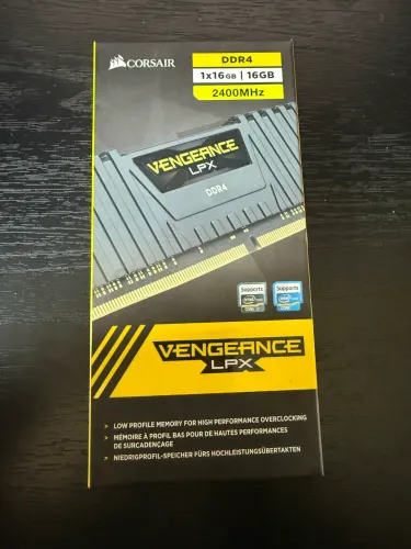 Memória RAM Corsair Vengeance LPX 16 GB DDR4