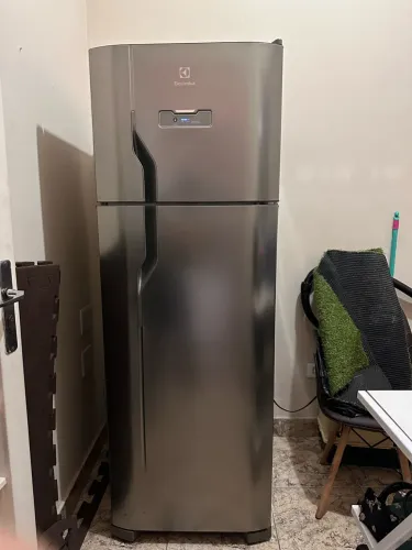 Geladeira Eletrolux Frost Free 310L modelo TF39