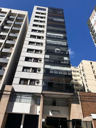 Apartamento 3 Quartos, 7º Andar, Fundos - Ed. Maison du Québec | Praia do Canto