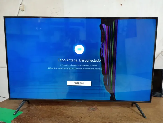 TV Samsung 43 (UN43AU7700G)