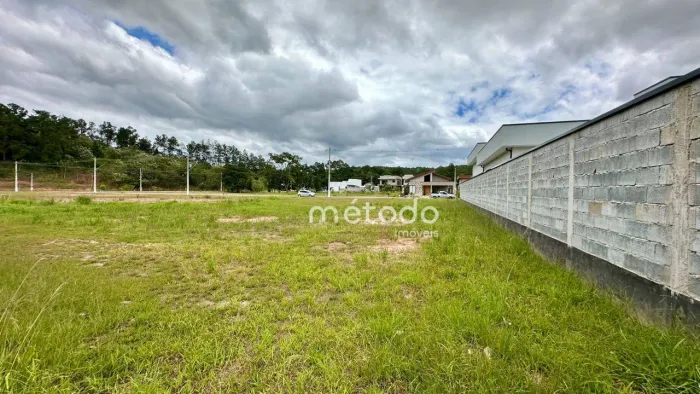 Terreno à venda, 646 m² por R$ 363.818,53 - Condomínio Residencial Águas do Paraíba - Guar