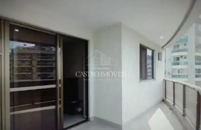 Apartamento de 2 quartos - 68m² - Condomínio Del Mar - Rua Aroazes -Barra Olimpica
