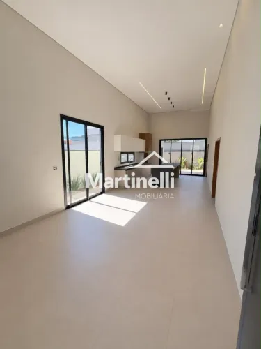 Casa térrea diferenciada à venda no Condomínio Vivendas da Mata, próximo ao Shopping Iguat