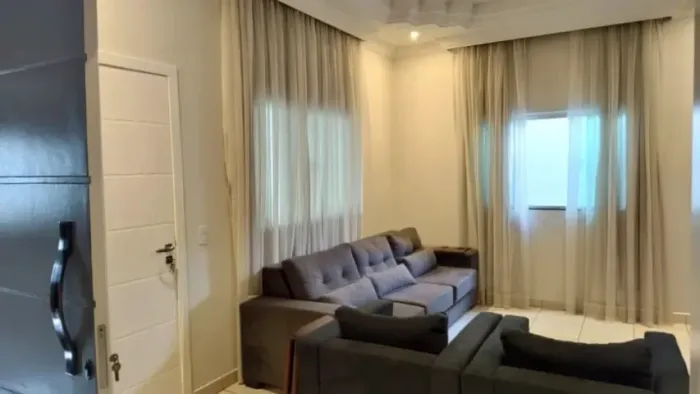 OPORTUNIDADE DE REPASSE DE PARCELAS EM CASA EM DIVINÓPOLIS