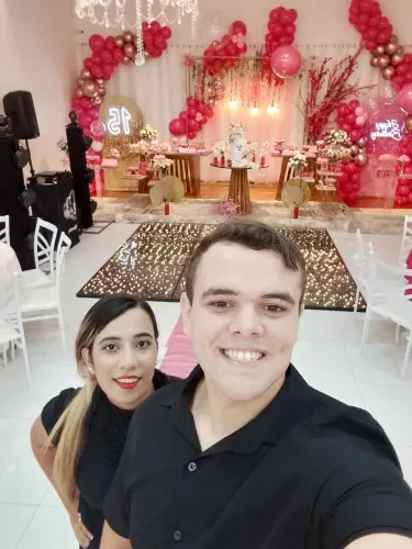 Garçons disponíveis $90,0