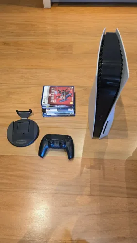 Playstation 5 Standard 1.5 TB + 4 jogos na caixa original