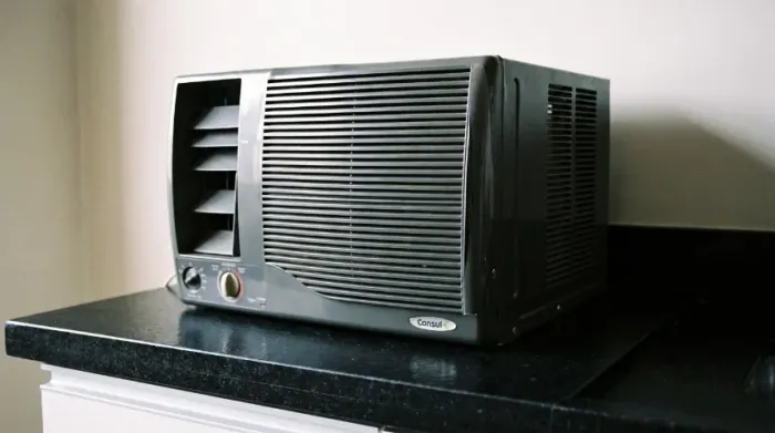 Ar condicionado de janela Consul 7500btus - 220v