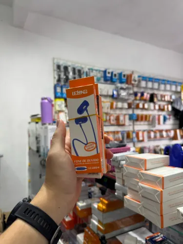 Fone ouvido com fio entrada P2