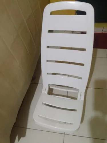 Estou vendendo espreguiçadeira nova