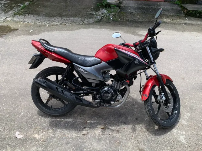 Moto a venda