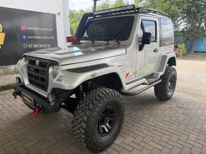 Troller T-4 4X4 3.0 TB Int. Cap. Rígida Diesel 2010