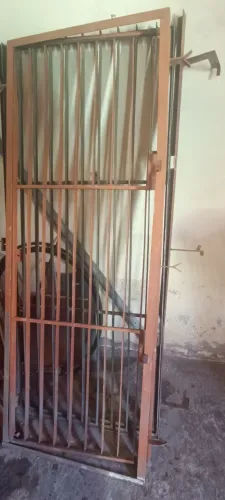 GRADES DE PORTA GALVANIZADAS SUPER REFORÇADAS