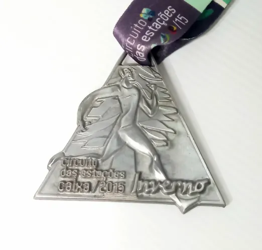 Medalha de corrida Circuito das Estações Caixa 2015