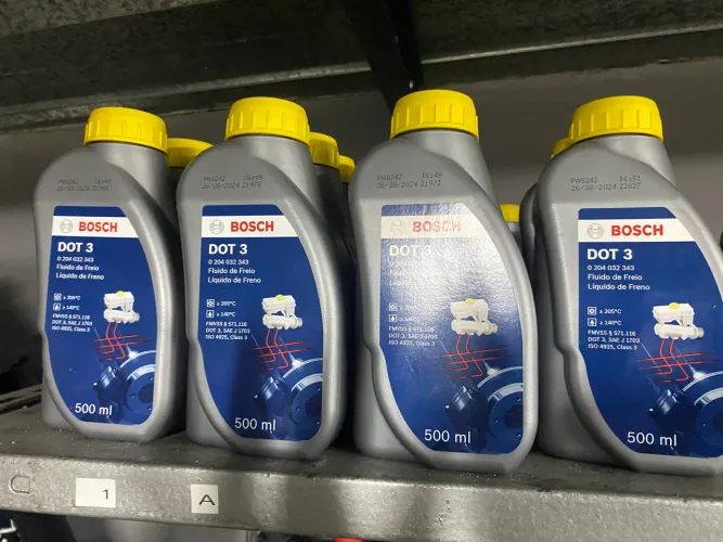 Vendo lote de fluido de freio Dot3 Bosch 500ml