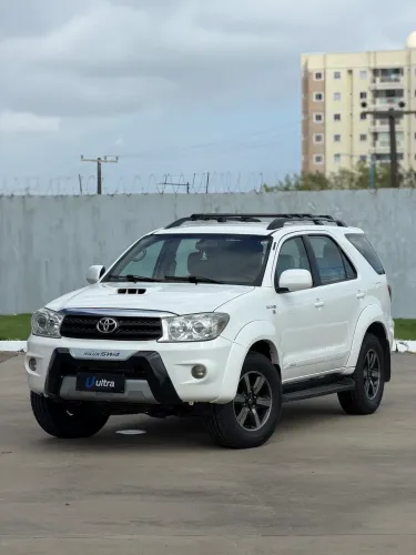Toyota Hilux SW4 SRV D4-d 4X4 3.0 TDI Dies. AUT 2011