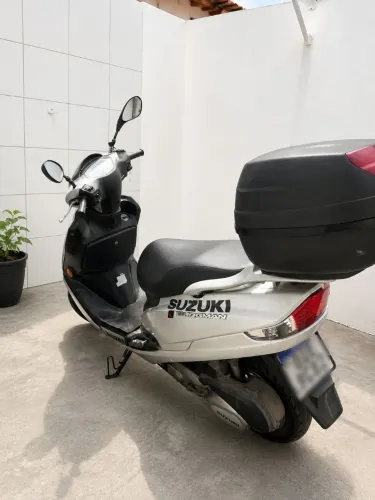 Suzuki Burgman 2012