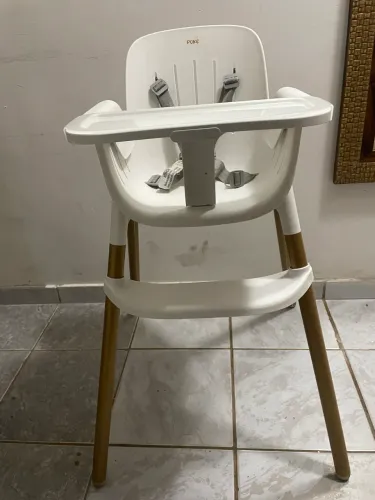 Cadeirinha de alimentação para bebê