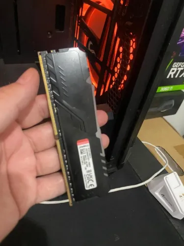 Memoria ram RGB 1x 16gm