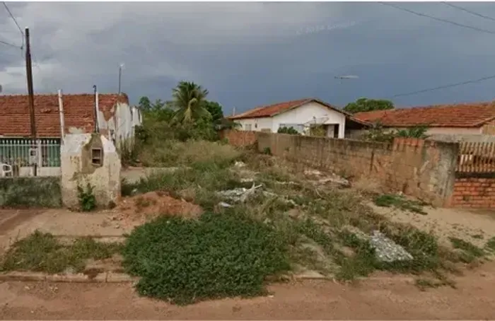 CONSTRUA O SEU FUTURO: Terreno Ideal para Realizar Seu Projeto!