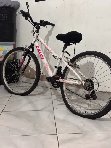 Bicicleta Caloi aro 24