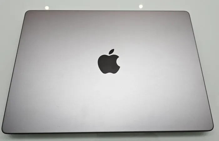 Macbook PRO M2 14" 16Gb/512Gb