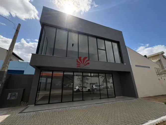Penteado Imóveis aluga loja com 160m2, Nossa Sra. das Graças - Canoas/RS