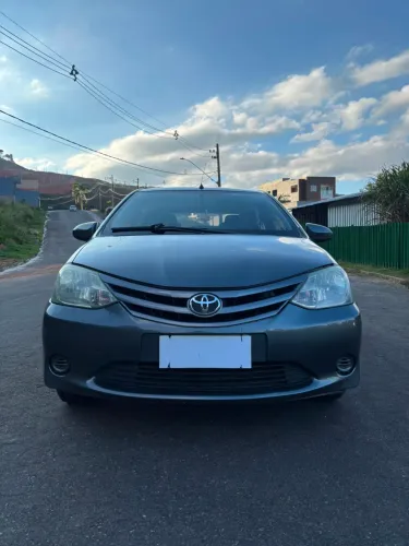 Toyota Etios X Sedan 1.5 Flex 16V 4P Mec. 2014