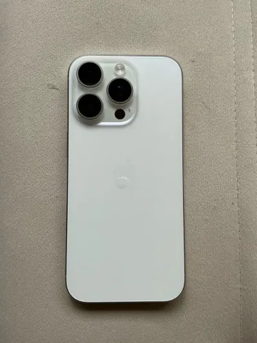 iPhone 16 Pro Impecável