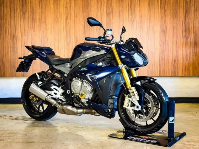 BMW S1000 R 2015